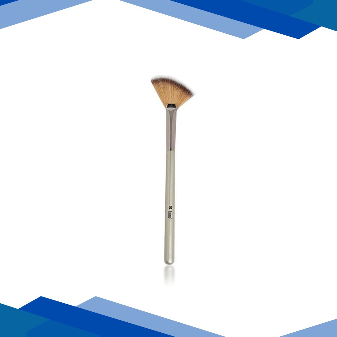 Bronson Professional Classic Angled Fan Brush For Make Up 1’s