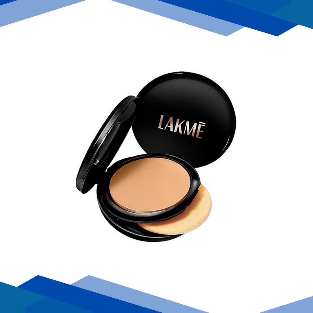 Lakme Xtraordin-airy Compact, 2 In 1 Compact + Foundation, Lightweight, SPF17, 05 Beige Honey, 9 gm