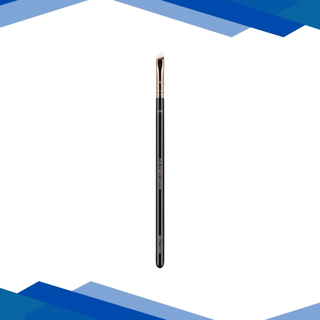 Miss Claire M46 – Fine Angled Eyeliner Brush (Rose Gold) 1’s